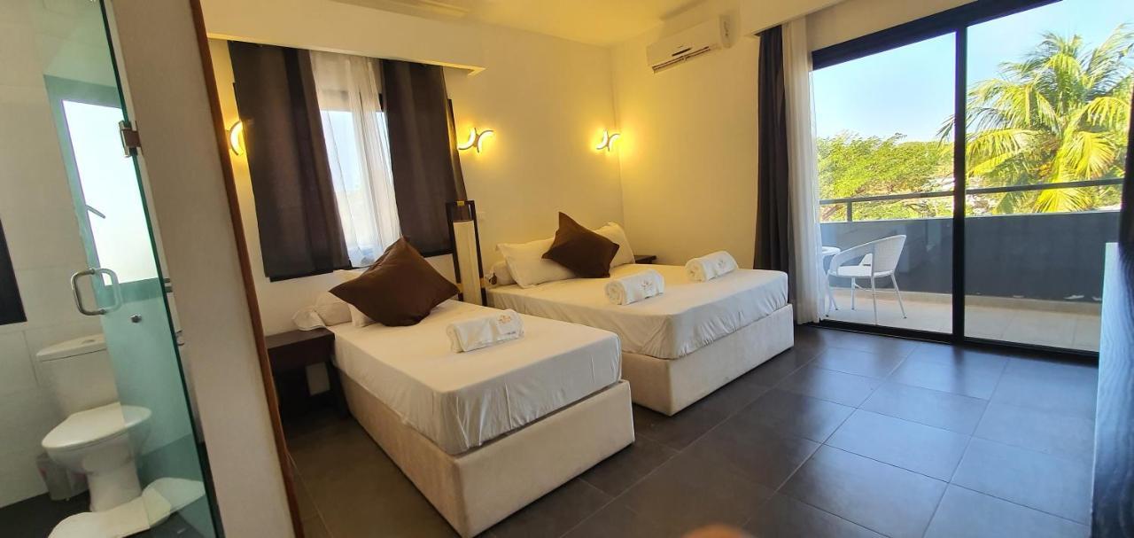Majesty Palm Resort Махадзанга Экстерьер фото